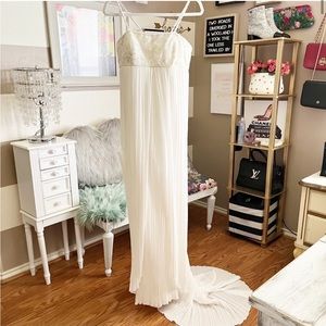 Pronovias wedding gown